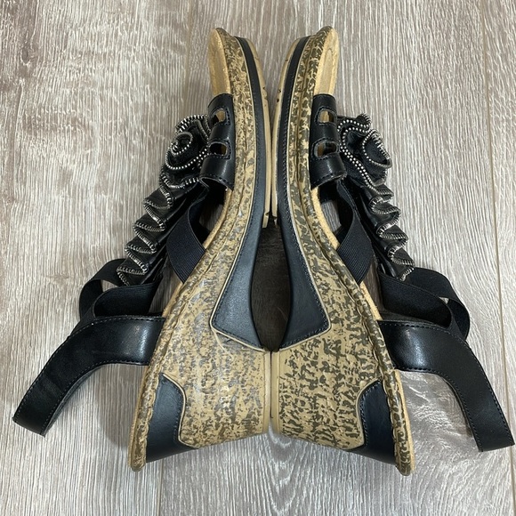 Rieker Antistress Black Leather Strappy Wedge Sandal Zipper Rosette 41 (US 9) - Picture 9 of 16